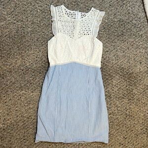 LILLY PULITZER Maya Coastal Eyelet and Striped Seersucker Shift Dress (Size 4)